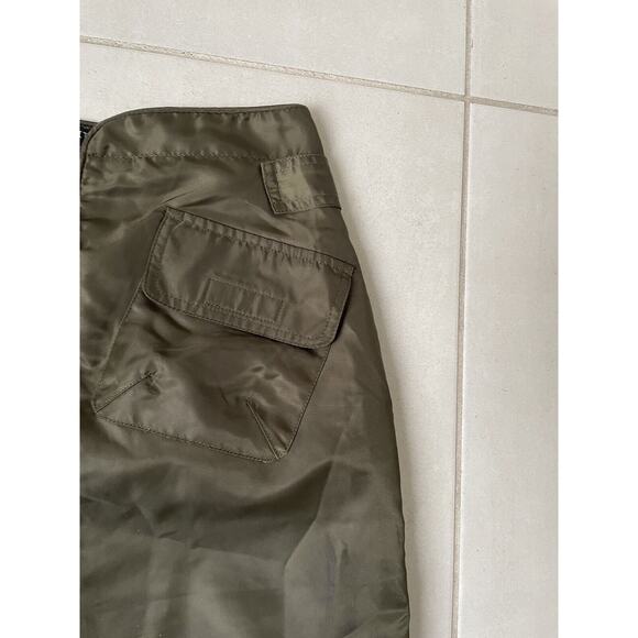 Urban Outfitters Cargo Skirt Mini Zip Front - Picture 3 of 8
